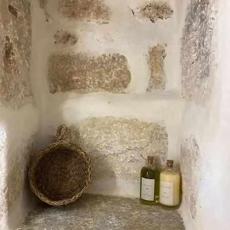 Little Cellar *
